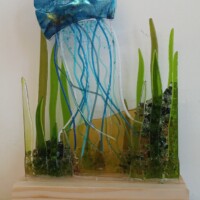 Freestanding 3D fused glass jellyfish Freestanding 3D fused glass jellyfish