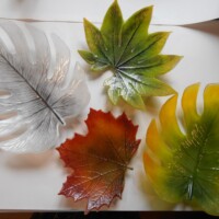 Large leaf bowls Fused glass Large leaf bowls